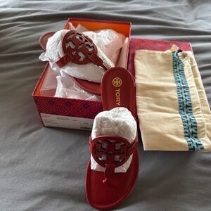 Rare Tory Burch Poinsettia Miller 8.5